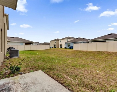 1444 Berry Lane - Photo Thumbnail 24