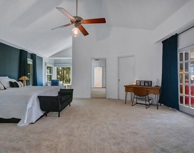 8142 Chianti Drive - Photo Thumbnail 23