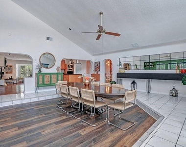 8142 Chianti Drive - Photo Thumbnail 8