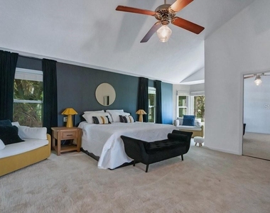 8142 Chianti Drive - Photo Thumbnail 21