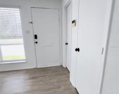 3982 Crayrich Circle - Photo Thumbnail 6