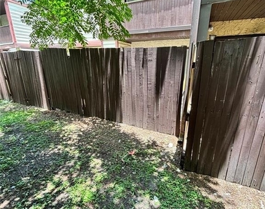 3982 Crayrich Circle - Photo Thumbnail 22