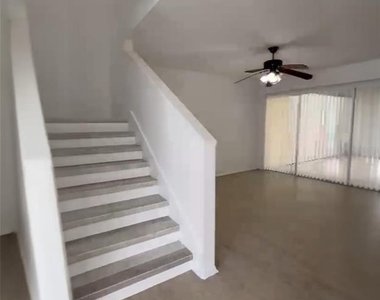 3982 Crayrich Circle - Photo Thumbnail 21