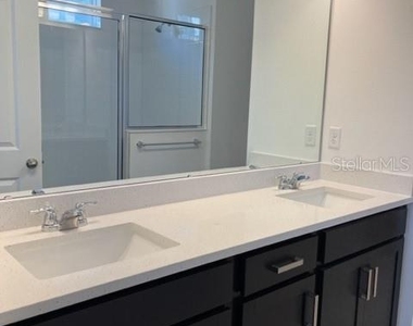 4502 Davos Drive - Photo Thumbnail 7