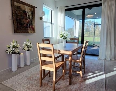 6052 Baywood Court - Photo Thumbnail 6