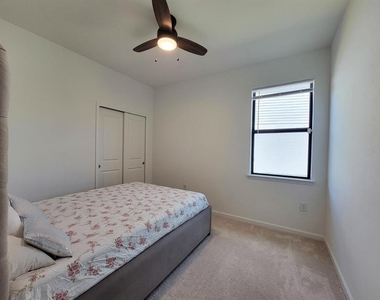 6052 Baywood Court - Photo Thumbnail 13