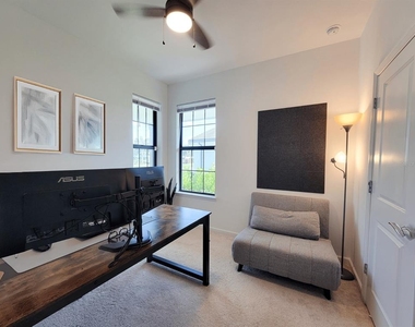 6052 Baywood Court - Photo Thumbnail 15