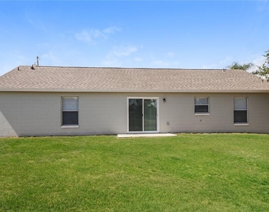 313 Caen Court - Photo Thumbnail 13