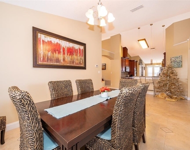 900 American Rose Parkway - Photo Thumbnail 7