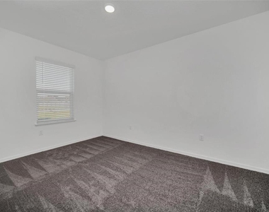 1154 Oak Bluff Drive - Photo Thumbnail 20