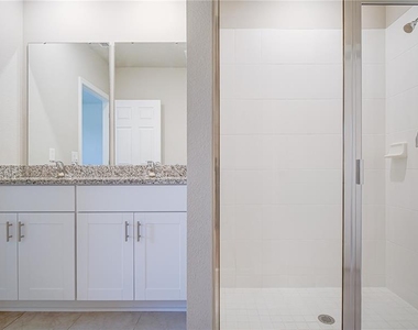 3881 Marbella Way - Photo Thumbnail 27