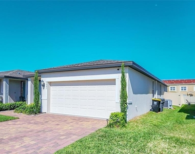 3881 Marbella Way - Photo Thumbnail 2