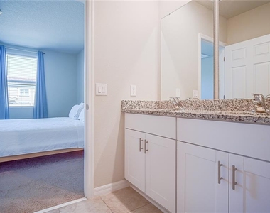 3881 Marbella Way - Photo Thumbnail 26