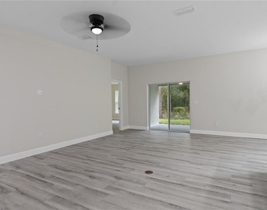 1768 E Bismark St - Photo Thumbnail 5