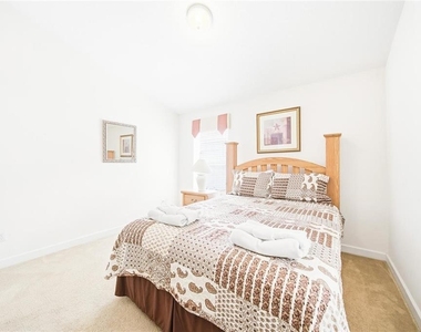 723 Old Bridge Circle - Photo Thumbnail 7