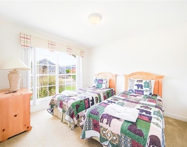 723 Old Bridge Circle - Photo Thumbnail 5