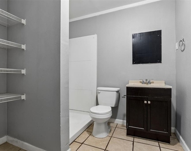 1408 High Street - Photo Thumbnail 12