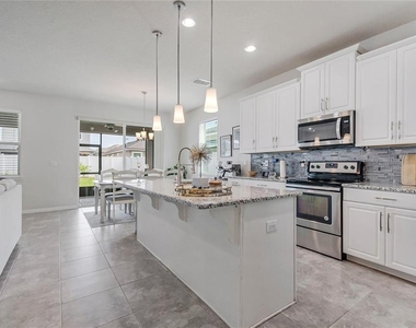 2495 Rapollo Drive - Photo Thumbnail 8