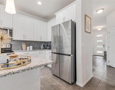 2495 Rapollo Drive - Photo Thumbnail 9