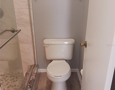 7706 Covedale Drive - Photo Thumbnail 11