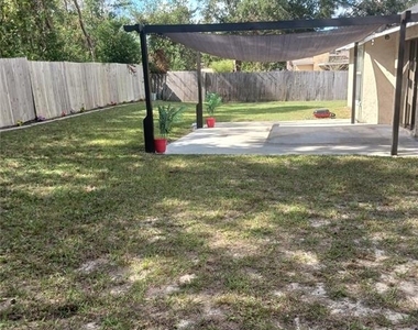 7706 Covedale Drive - Photo Thumbnail 21