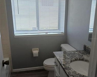 7706 Covedale Drive - Photo Thumbnail 16
