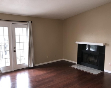 2550 N Alafaya Trail - Photo Thumbnail 1