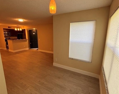 5124 Conroy Road - Photo Thumbnail 7