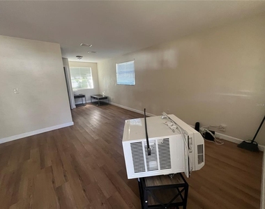 536 Ruth Street - Photo Thumbnail 1
