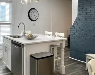 505 S Myrtle Avenue - Photo Thumbnail 13