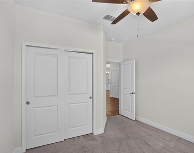 16420 Winding Preserve Circle - Photo Thumbnail 5