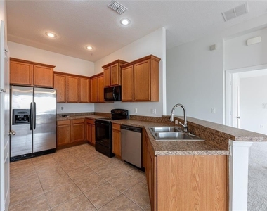 6612 S Goldenrod Road - Photo Thumbnail 3