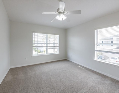 6612 S Goldenrod Road - Photo Thumbnail 12