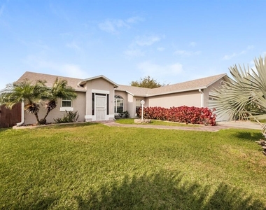 637 Regency Way - Photo Thumbnail 1