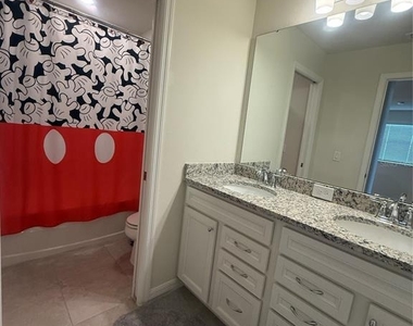 3942 Lana Avenue - Photo Thumbnail 23