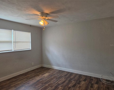 769 Greenway Place - Photo Thumbnail 8