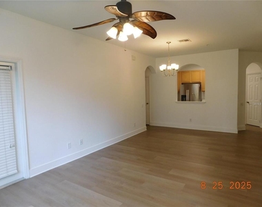 6100 Stevenson Drive - Photo Thumbnail 5