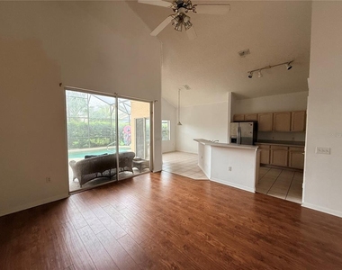 2918 Blooming Alamanda Loop - Photo Thumbnail 6