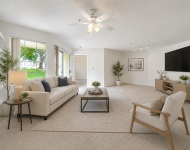 7270 Westpointe Boulevard - Photo Thumbnail 4