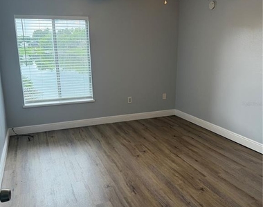 620 Orange Drive - Photo Thumbnail 3
