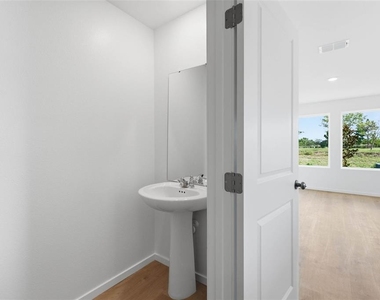 1557 Plank Place - Photo Thumbnail 7