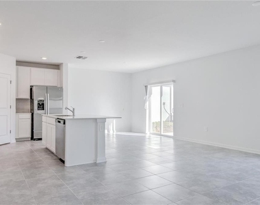 1488 Cumberland Avenue - Photo Thumbnail 3