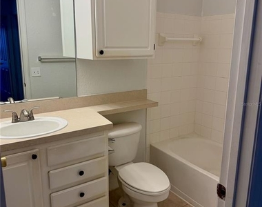 3011 Legacy Villas Drive - Photo Thumbnail 10