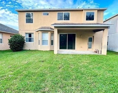 12946 Grovehurst Avenue - Photo Thumbnail 10