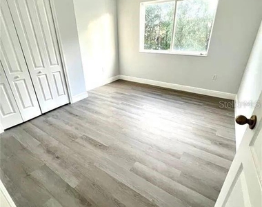 12946 Grovehurst Avenue - Photo Thumbnail 9