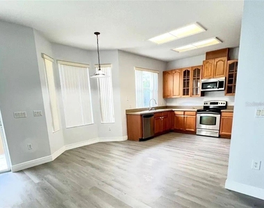 12946 Grovehurst Avenue - Photo Thumbnail 1