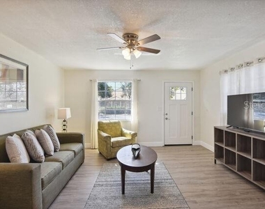 813 W Magnolia Street - Photo Thumbnail 19