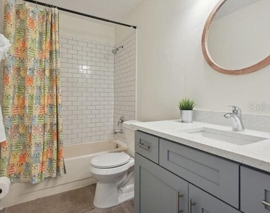 813 W Magnolia Street - Photo Thumbnail 4