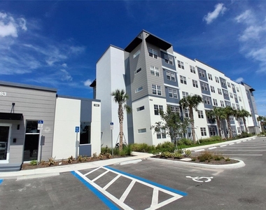 5579 Millenia Park Boulevard - Photo Thumbnail 12