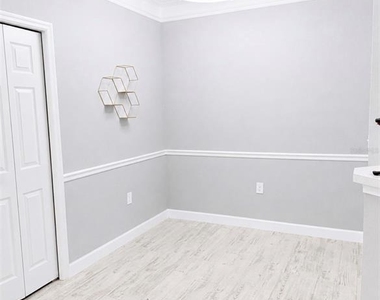 5152 Northridge Road - Photo Thumbnail 13